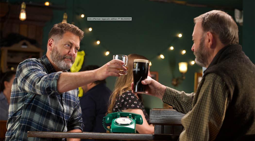 Ator de "The Office" lança whisky envelhecido em barril de Guinness