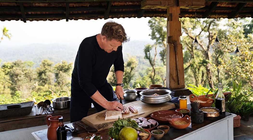 Gordon Ramsay comete gafe ao cozinhar café da manhã "português"