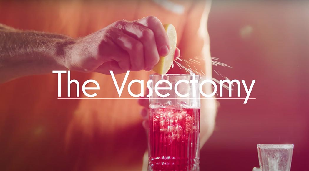Ryan Reynolds cria drinque chamado "vasectomia" em homenagem ao Dia dos Pais