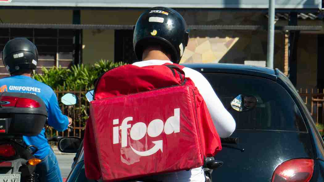 Bares e restaurantes pedem a iFood ‘bag contra assaltantes disfarçados de entregadores’