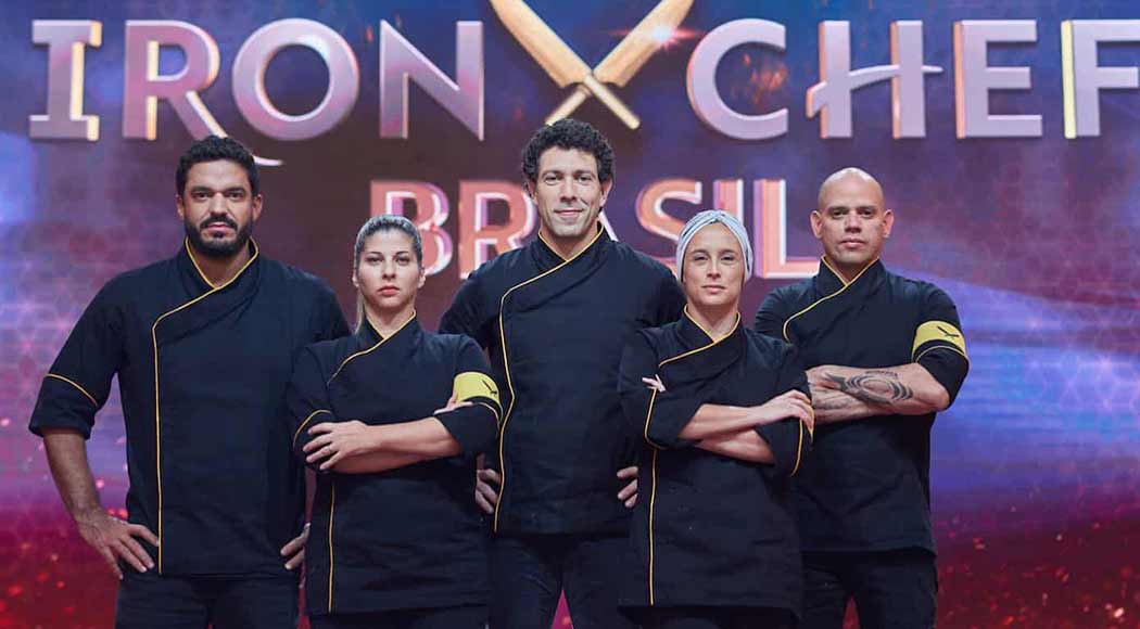 Parte do elenco da versão brasileira do lendário reality show Iron Chef (Foto: Divulgação)