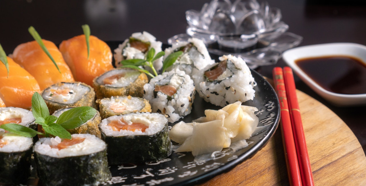 Sushi e gengibre em conserva