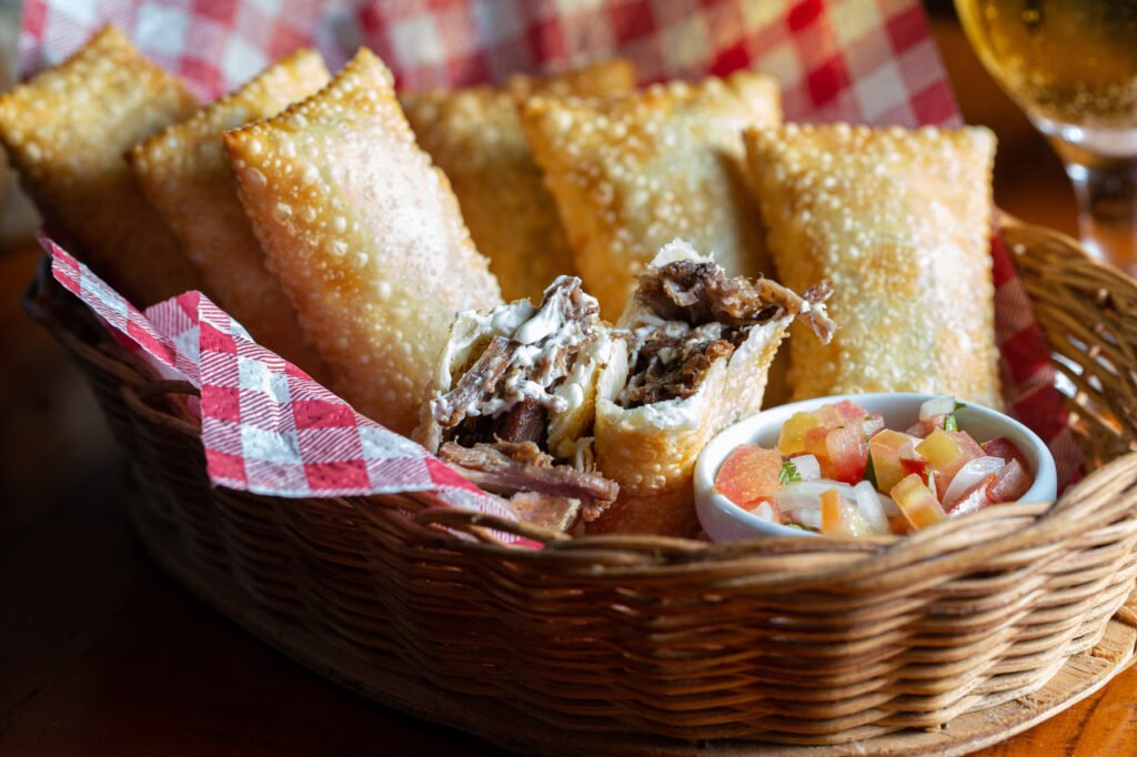 Porção pastel de costela com cream cheese, do Folks Pub (Crédito: Divulgação)