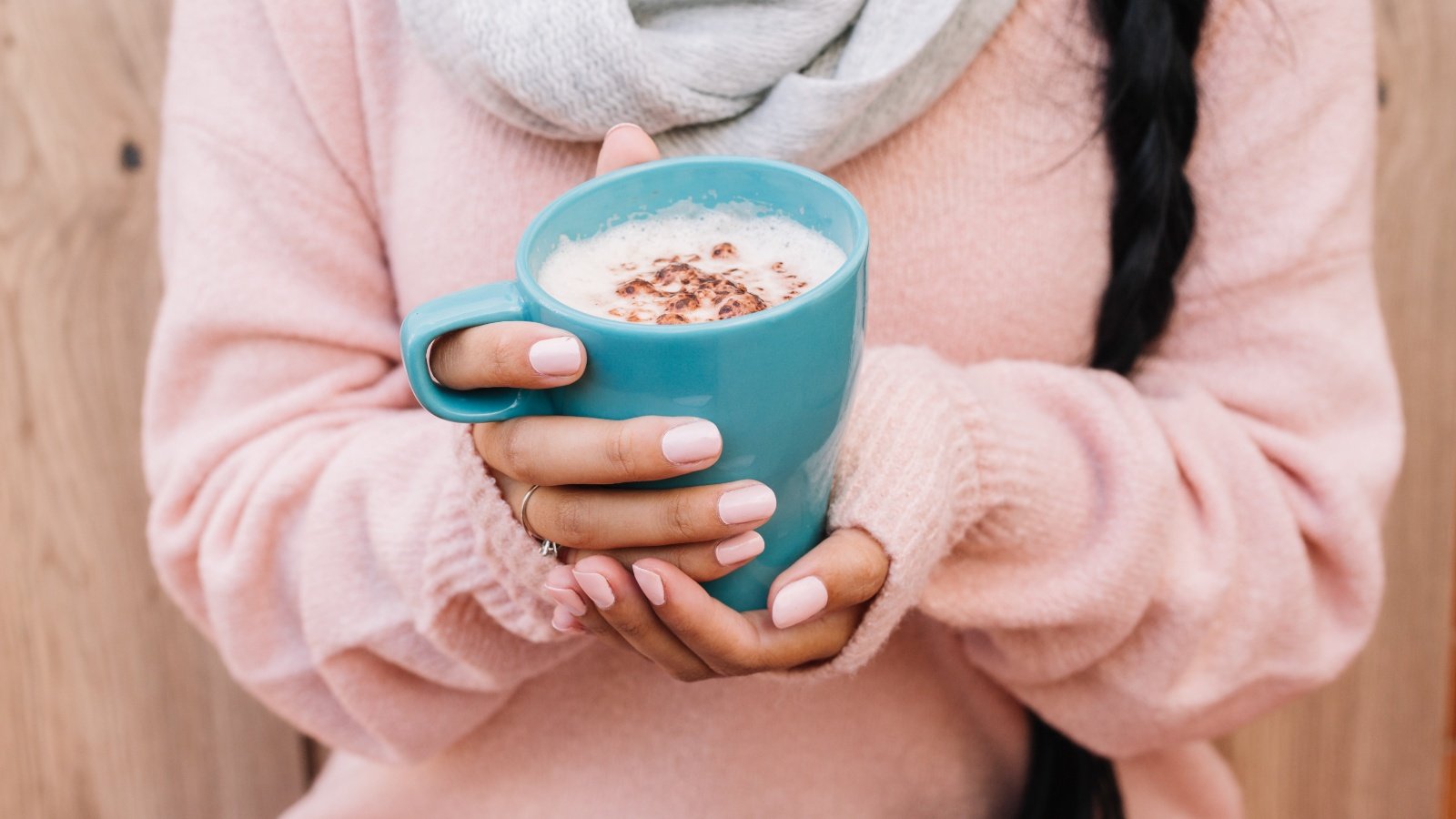 Vodca com limão, vinho quente e café irlandês: veja receitas para se aquecer no inverno