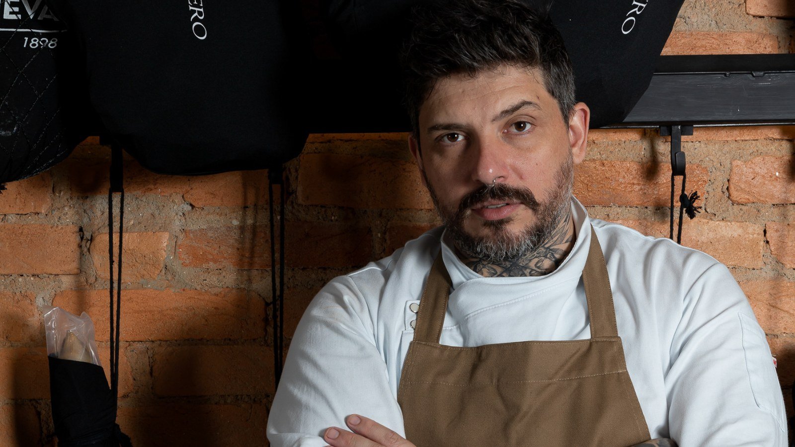 Planejando cozinha sazonal em SP, chef conhecido como ‘Mestre do Jamón’ quer ‘convidar pessoas para jantar em casa’