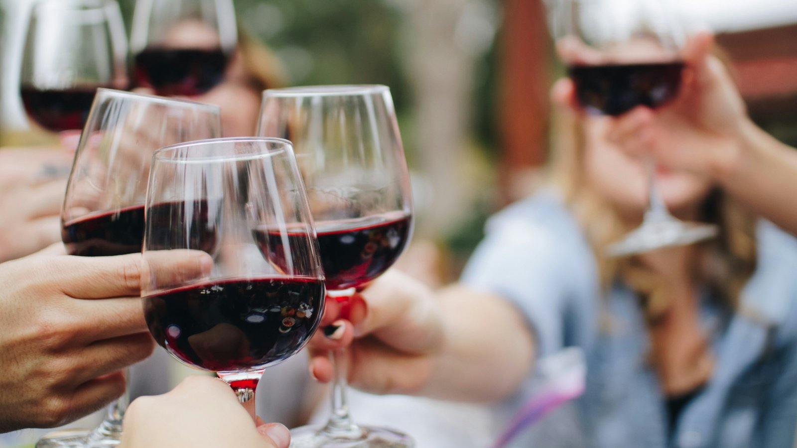 Quando deixar o vinho envelhecer? Conheça explicações e dicas por trás da técnica de consumo