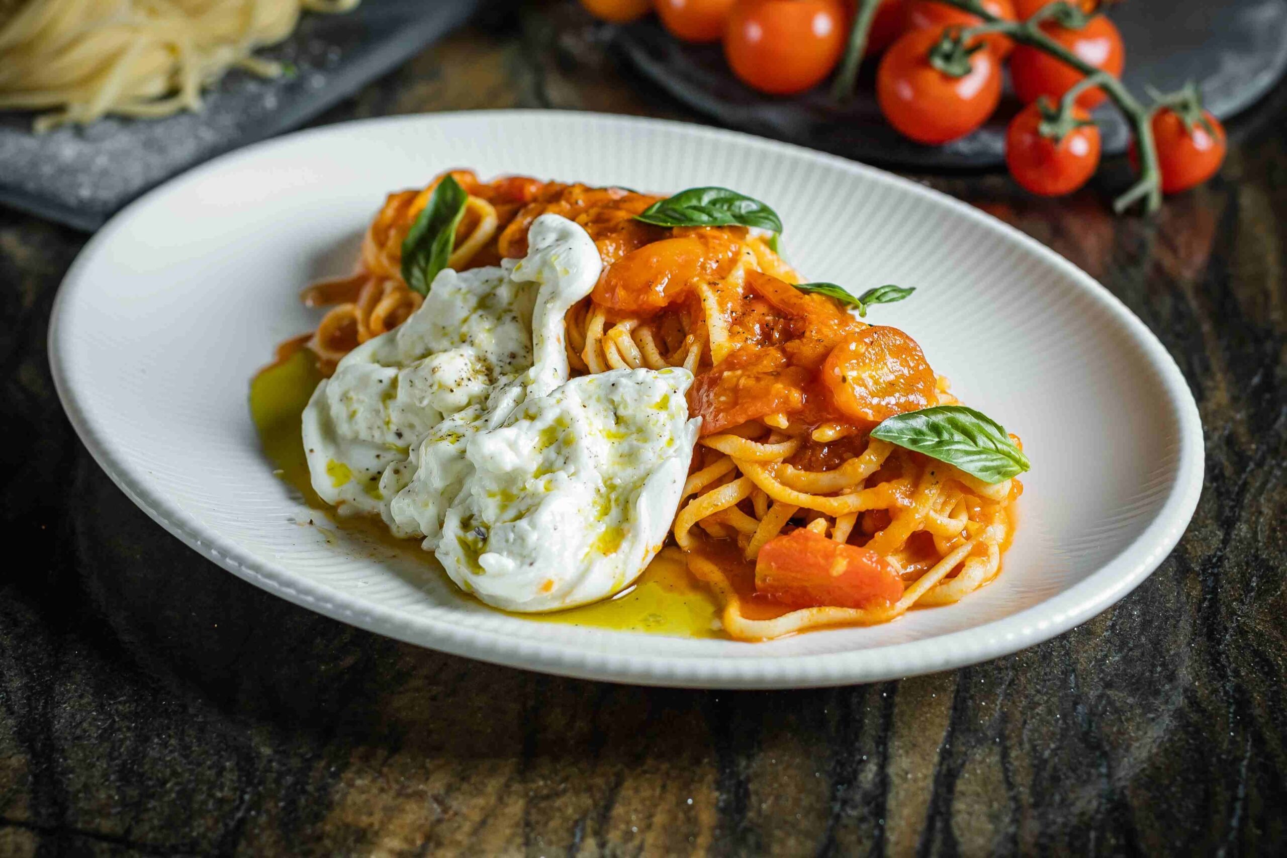 Linguine Pomodoro com Burrata do Manduque Massas (Foto: Elvis Fernandes)