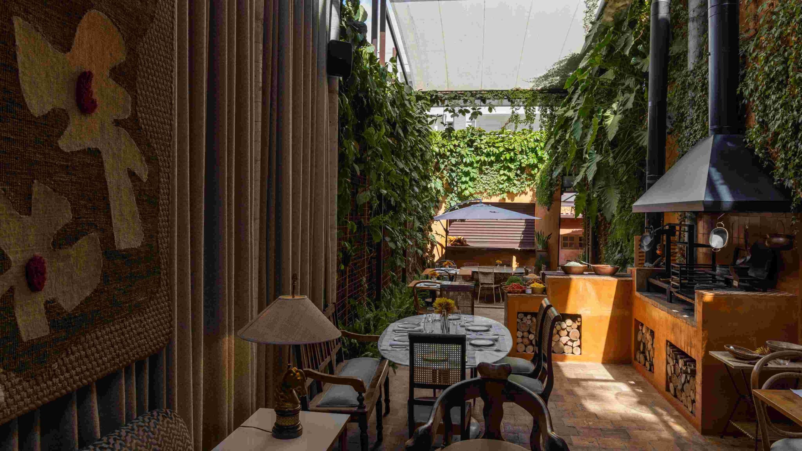 Quintal La Cura reabre após hiato de cinco meses